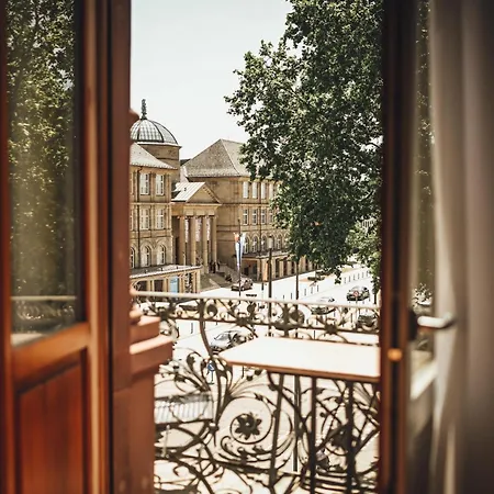 Classic I Zentrum I Tiefgaragenstellplatz I Balkon Apartmán