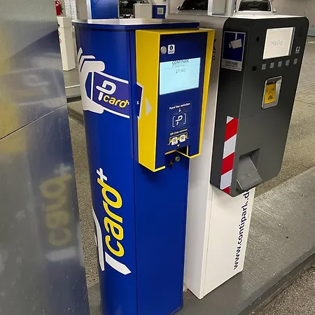 Classic I Zentrum I Tiefgaragenstellplatz I Balkon Wiesbaden