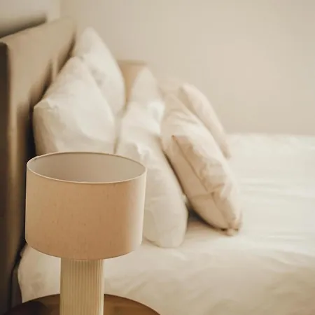 Classic I Zentrum I Tiefgaragenstellplatz I Balkon Wiesbaden