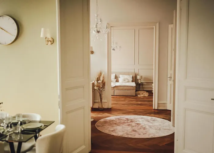 Apartman Classic I Zentrum I Tiefgaragenstellplatz I Balkon