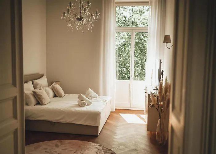 Apartman Classic I Zentrum I Tiefgaragenstellplatz I Balkon Wiesbaden