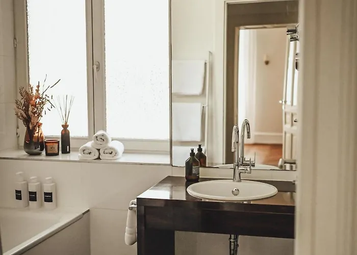 Apartman Classic I Zentrum I Tiefgaragenstellplatz I Balkon *