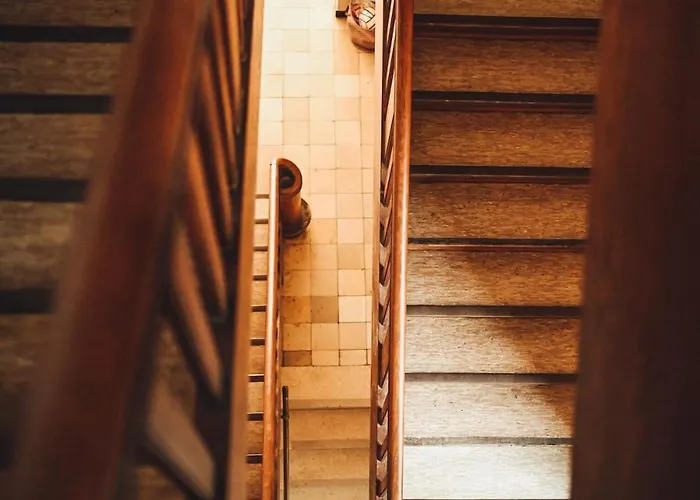 Classic I Zentrum I Tiefgaragenstellplatz I Balkon *