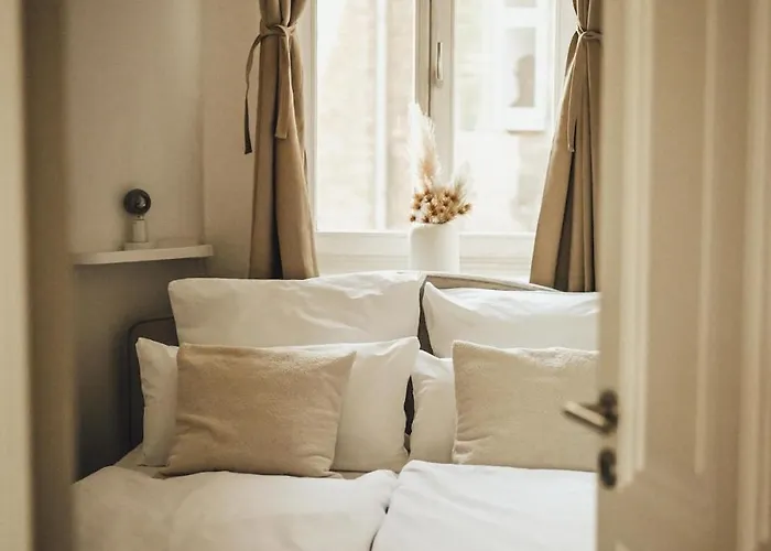 Classic I Zentrum I Tiefgaragenstellplatz I Balkon Apartman *